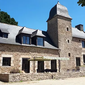  Frühstückspension Petit Manoir Proche Dinan - D'hotes