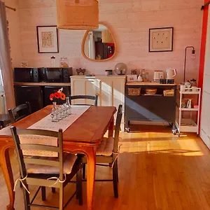  Frühstückspension Chambres D'Hotes Et Gite D'Etape Avel Glaz